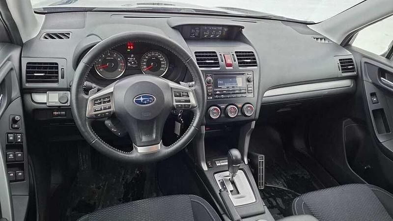 Käytetty Subaru Forester 150 HP (110 kW) 2014 Katumaasturi