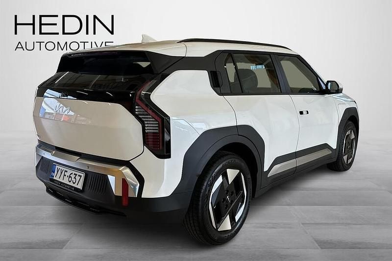 Käytetty Kia EV3 Earth 150 kW (204 HP) 2025 Valkoinen Katumaasturi