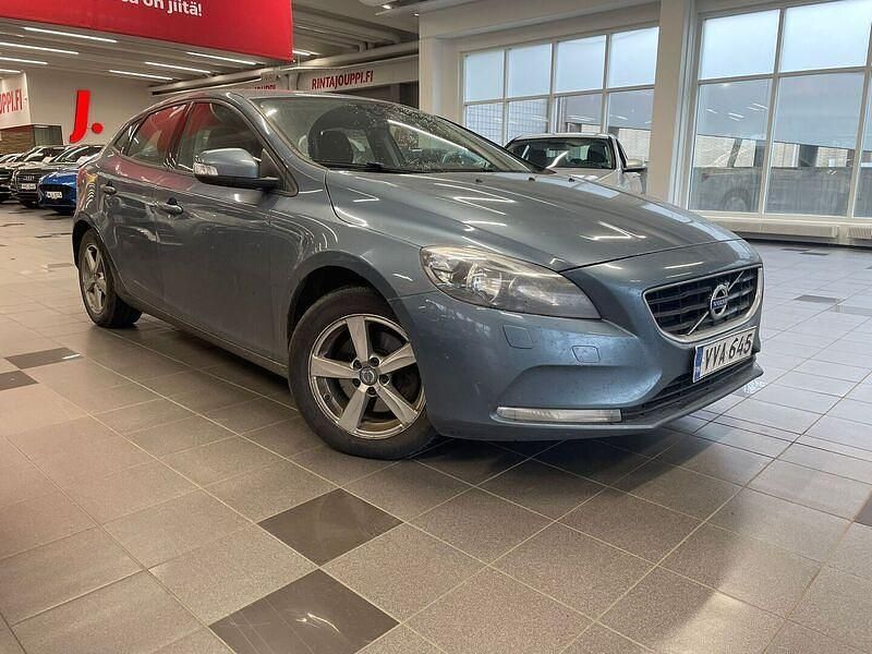 Käytetty 2013 Volvo V40 Kinetic Viistoperä | 6 890 € (Kallis) - Kuva 1/4