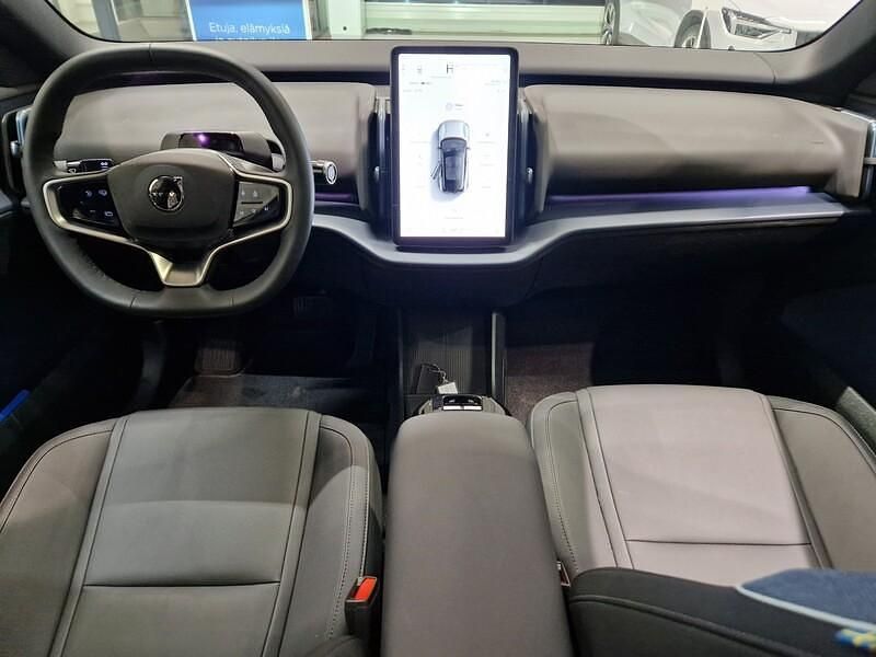 Käytetty Volvo EX30 Ultra 200 kW (272 HP) 2024 Katumaasturi