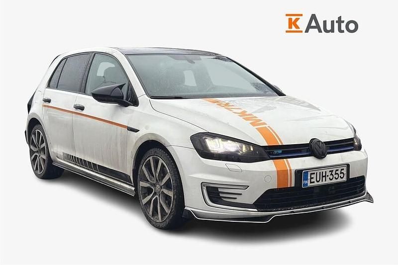 Käytetty 2015 VW Golf VII GTE Viistoperä | 11 900 € (Perustarjous) - Kuva 1/3