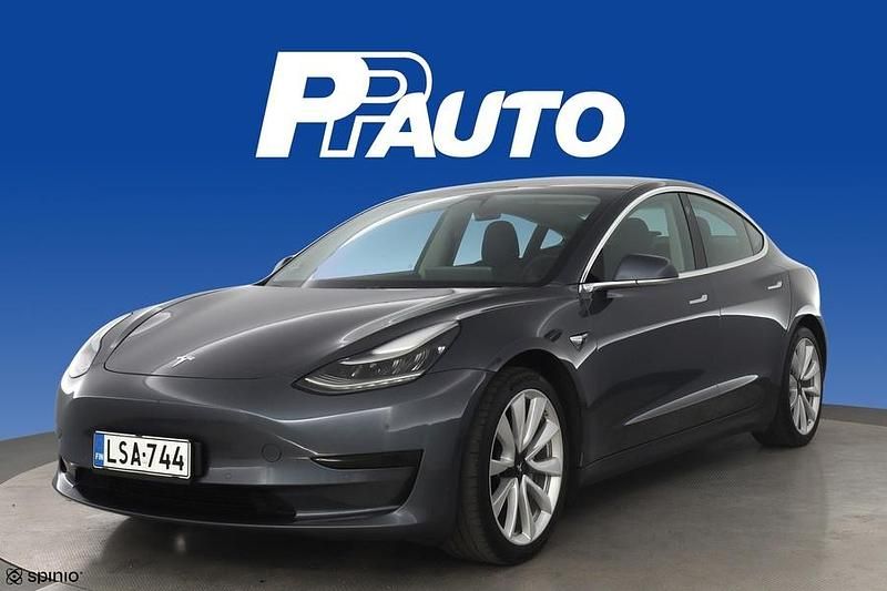 Harmaa Käytetty 2020 Tesla Model 3 Standard Range Plus Sedan | 20 590 € (Perustarjous) - Kuva 1/4