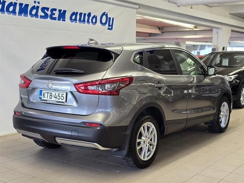 Käytetty Nissan Qashqai 360º 116 HP (85 kW) 2018 Harmaa Katumaasturi