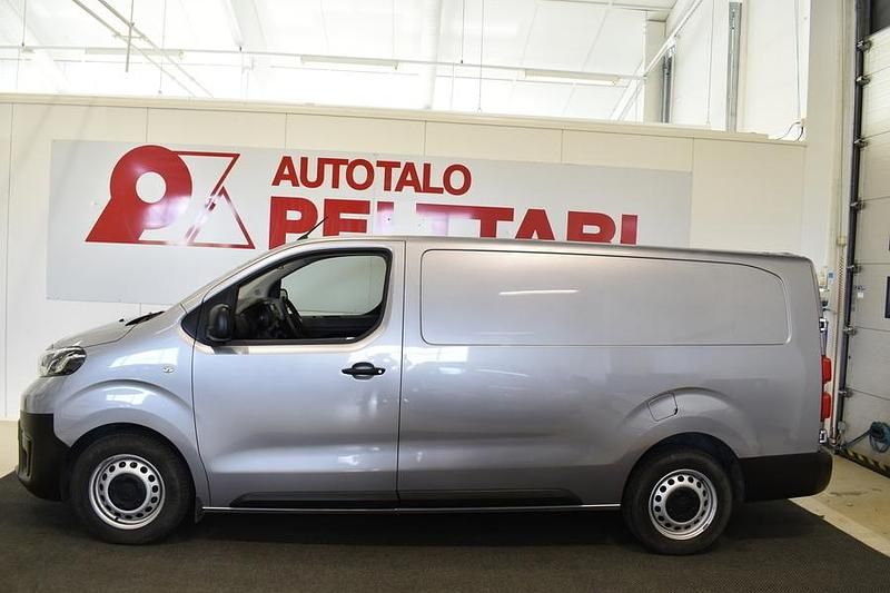 Käytetty Toyota Proace 144 HP (105 kW) 2022 Kca silver Tila-auto