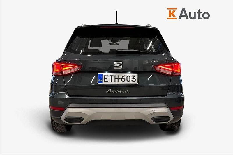Käytetty Seat Arona Xperience 110 HP (80 kW) 2022 Katumaasturi