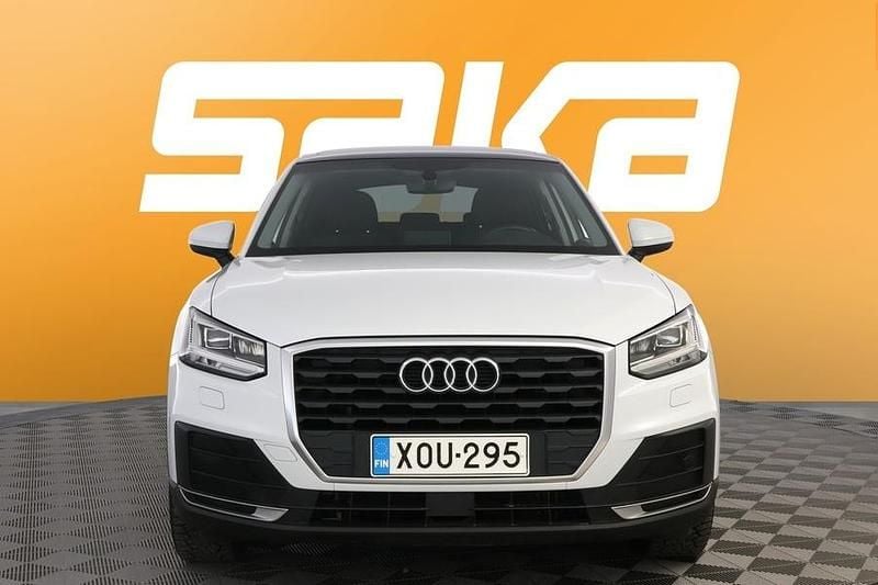 Käytetty Audi Q2 Business Plus 116 HP (85 kW) 2018 Katumaasturi