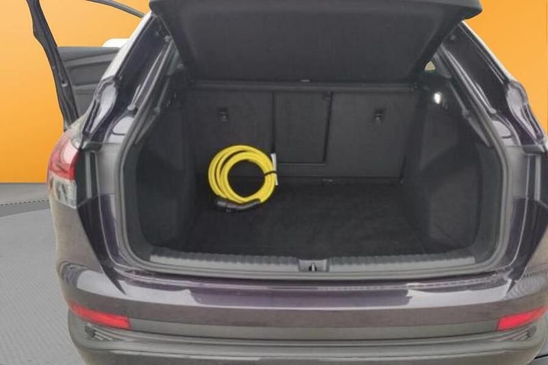 Käytetty Audi Q4 Sportback e-tron 219 kW (299 HP) 2024 Katumaasturi