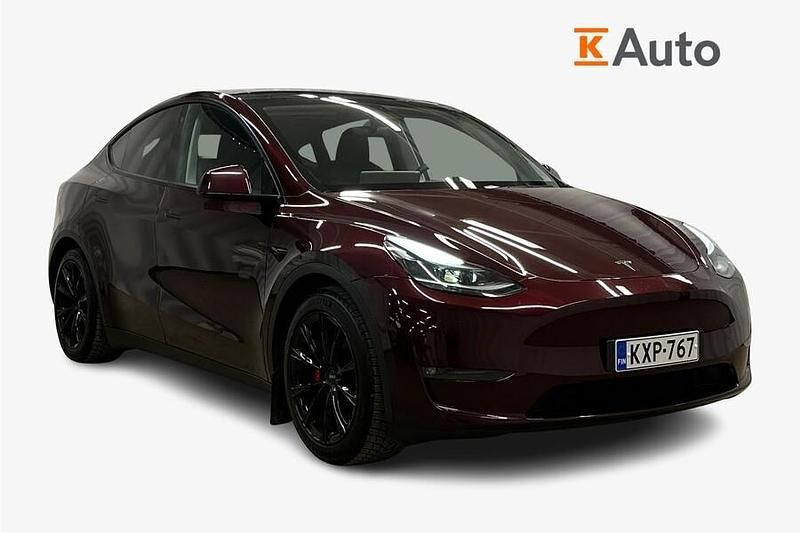 Käytetty 2024 Tesla Model Y Performance Katumaasturi | 36 990 € (Perustarjous) - Kuva 1/3