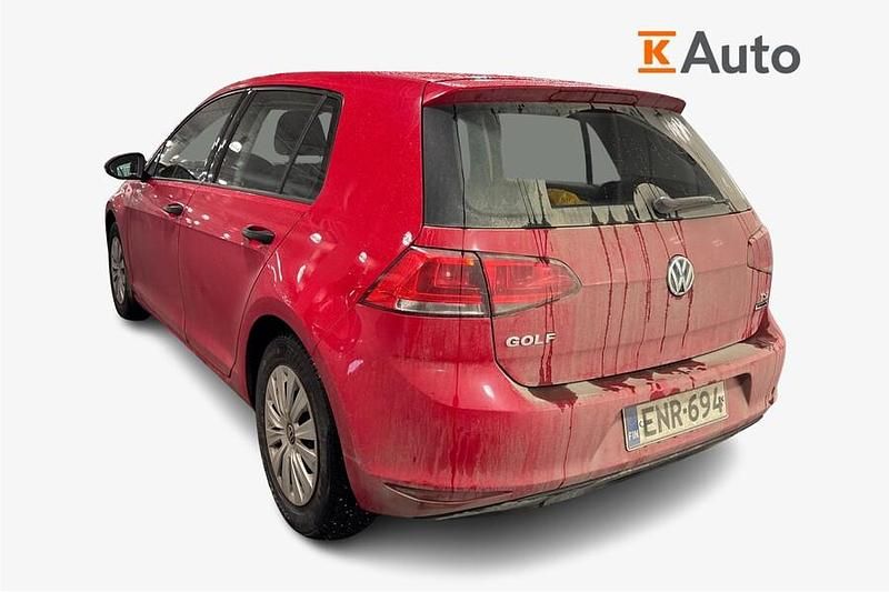 Käytetty VW Golf VII Trendline 86 HP (63 kW) 2015 Punainen Viistoperä