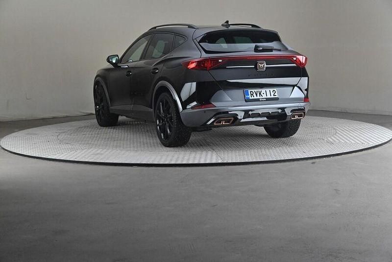 Käytetty Cupra Formentor VZ 245 HP (180 kW) 2023 Katumaasturi