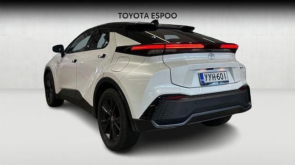 Käytetty Toyota C-HR Premium 223 HP (164 kW) 2025 Valkoinen Katumaasturi