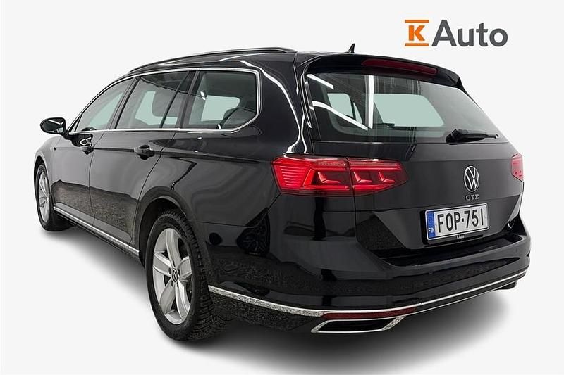 Käytetty VW Passat Business 218 HP (160 kW) 2021 Musta Farmari