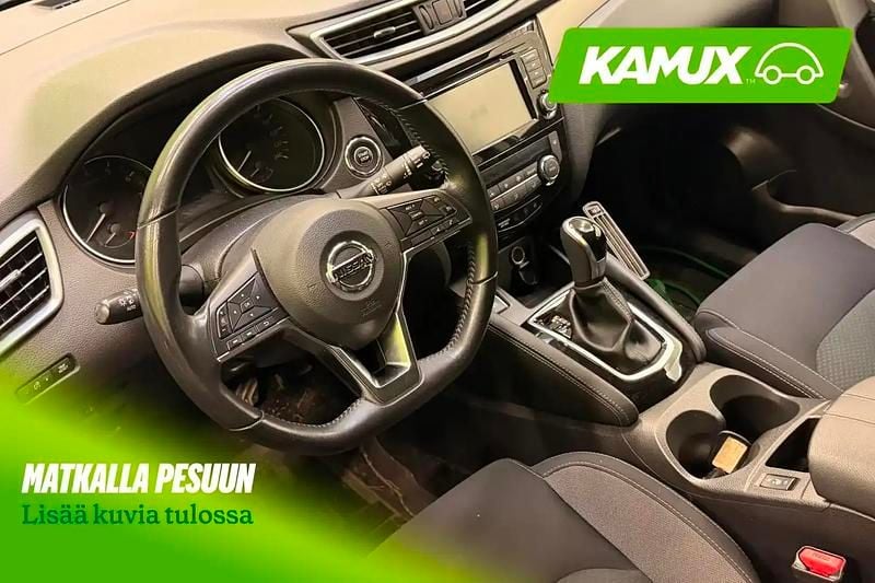 Käytetty Nissan Qashqai N-Connecta 159 HP (116 kW) 2019 Sininen Katumaasturi