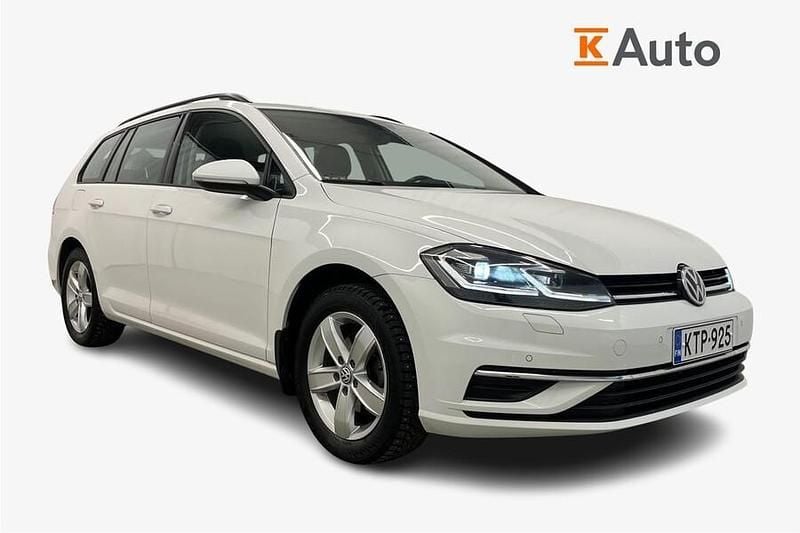 Käytetty VW Golf VII Comfortline 116 HP (85 kW) 2019 Farmari