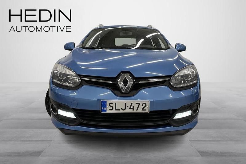Käytetty Renault Mégane GrandTour Expression 116 HP (85 kW) 2014 Sininen Farmari