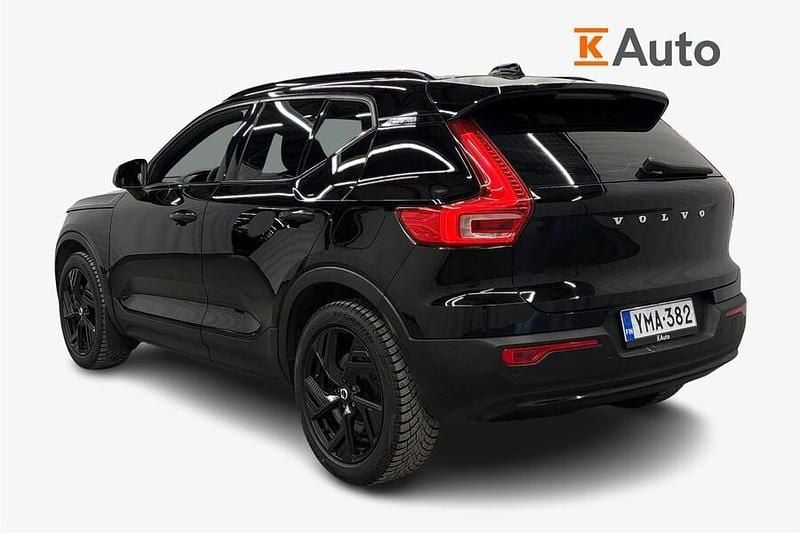 Käytetty Volvo XC40 Plus 169 kW (231 HP) 2023 Katumaasturi