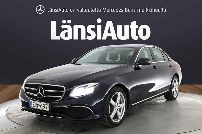 Käytetty 2020 Mercedes E300 Edition 1 Sedan | 24 290 € (Supertarjous) - Kuva 1/1