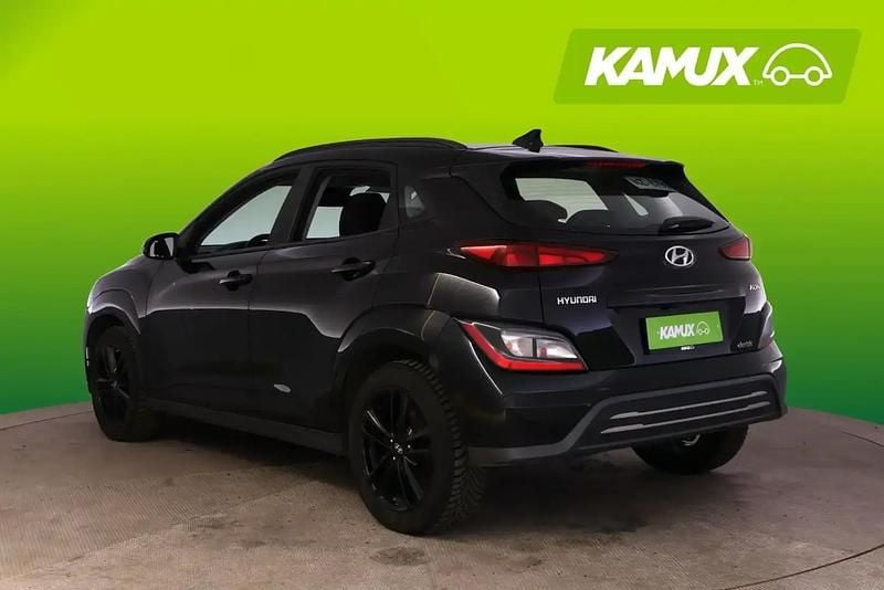 Käytetty Hyundai Kona Select 150 kW (204 HP) 2022 Musta Katumaasturi