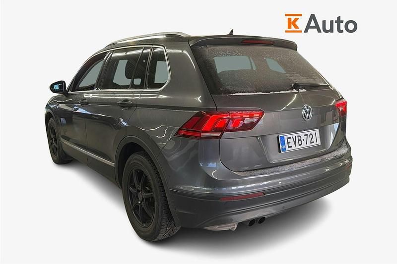 Käytetty VW Tiguan Highline 150 HP (110 kW) 2018 Hopea Katumaasturi