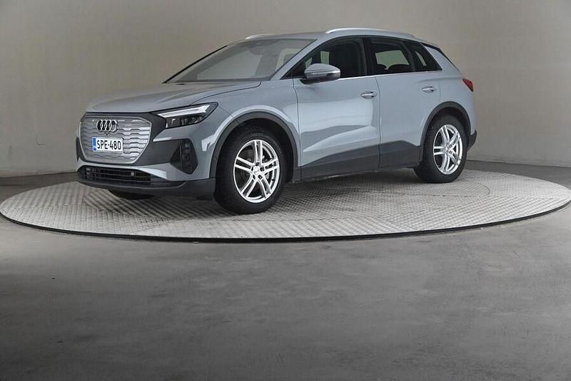 Käytetty Audi Q4 e-tron 194 kW (265 HP) 2023 Katumaasturi