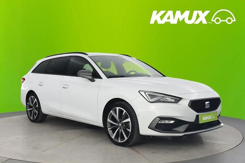Valkoinen Käytetty 2020 Seat Leon FR Farmari | 18 870 € (Perustarjous) - Kuva 1/4