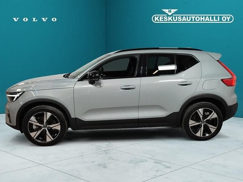 Käytetty Volvo EX40 Plus 300 kW (408 HP) 2025 Harmaa Katumaasturi