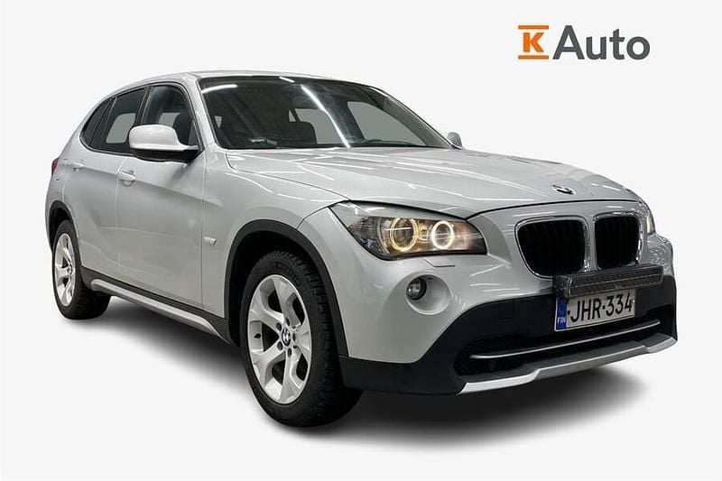 Käytetty 2012 BMW X1 Katumaasturi | 10 900 € (Hyvä tarjous) - Kuva 1/3