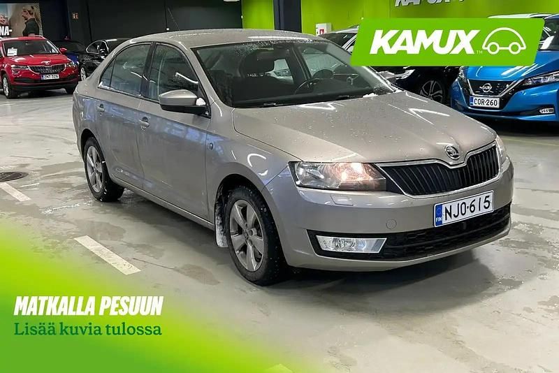 Cappuccino beige metallic Käytetty 2014 Skoda Rapid Ambition Sedan | 8 890 € (Perustarjous) - Kuva 1/4