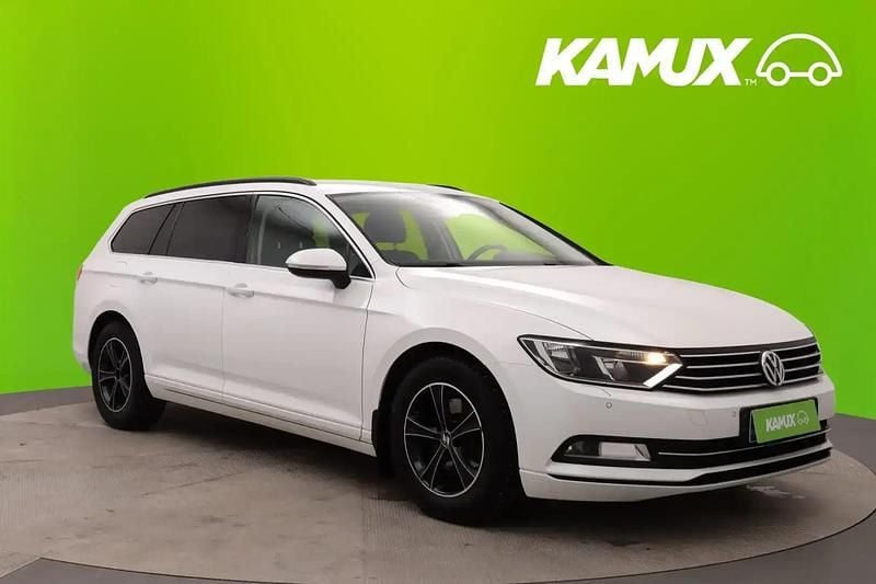 Käytetty VW Passat Comfortline 120 HP (88 kW) 2015 Valkoinen Farmari