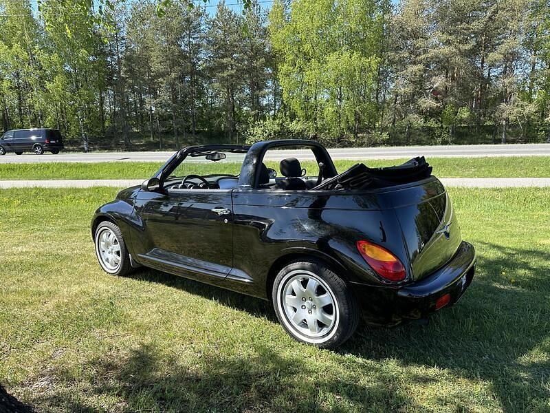 Käytetty Chrysler PT Cruiser 223 HP (164 kW) 2006 Musta Avoauto