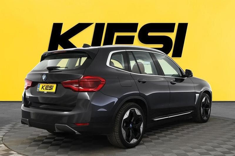 Käytetty BMW iX3 Comfort Edition 210 kW (286 HP) 2022 Katumaasturi