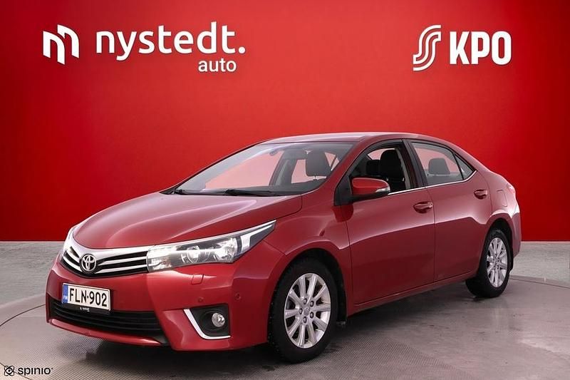 Käytetty Toyota Corolla Multidrive S 132 HP (97 kW) 2014 Sedan