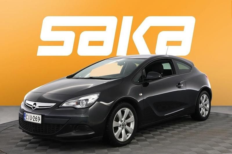 Käytetty Opel Astra GTC 140 HP (102 kW) 2013 Viistoperä