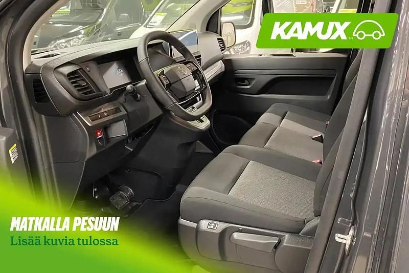 Uusi Toyota Proace Comfort 100 kW (136 HP) 2026 Titanium grey Tila-auto