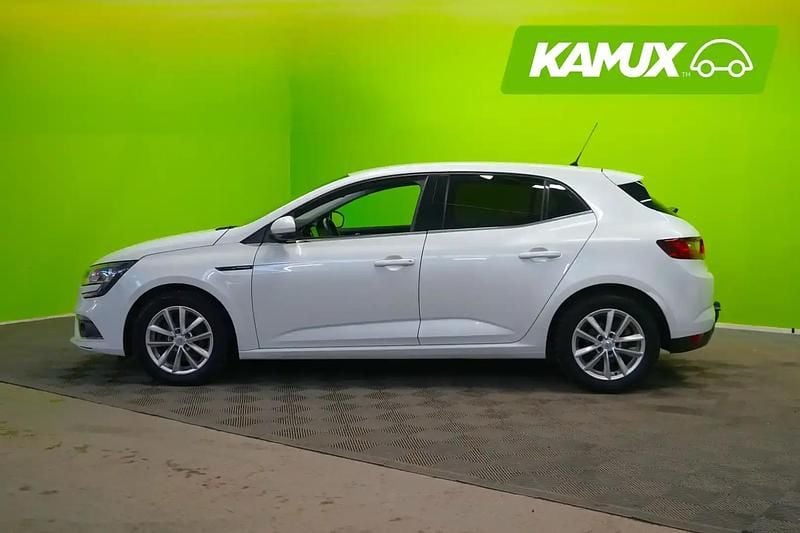 Käytetty Renault Mégane IV Zen 110 HP (80 kW) 2016 Valkoinen Viistoperä