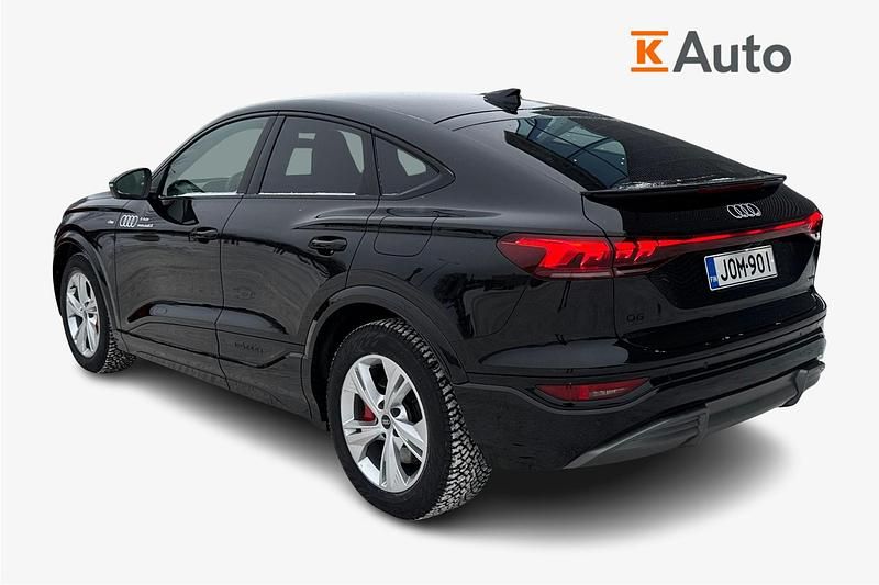Käytetty Audi Q6 Sportback e-tron S-Line 285 kW (388 HP) 2025 Met. musta Katumaasturi