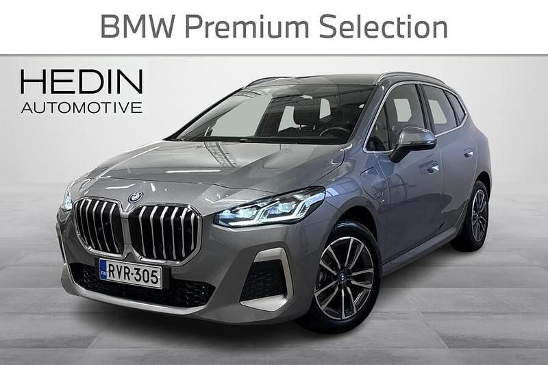 Käytetty BMW 225 Active Tourer M Sport 245 HP (180 kW) 2024 Tila-auto