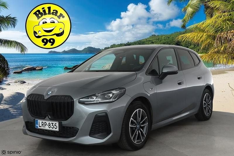 Käytetty 2023 BMW 225 Active Tourer Comfort Edition Tila-auto | 26 850 € (Perustarjous) - Kuva 1/3