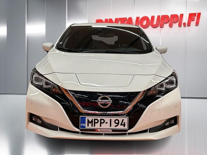 Käytetty Nissan Leaf 160 kW (218 HP) 2021 Viistoperä