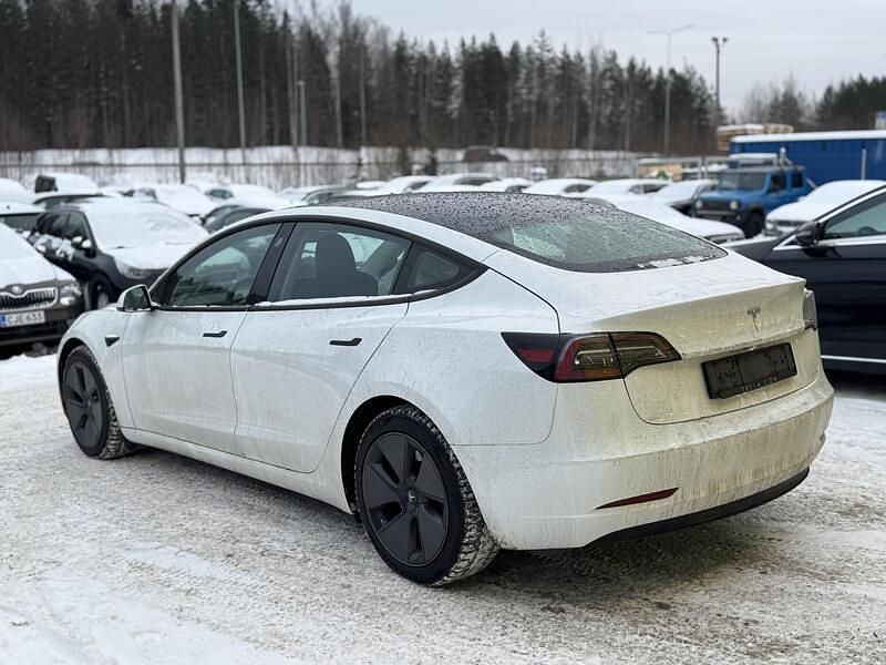 Käytetty Tesla Model 3 Standard Range Plus 202 kW (276 HP) 2021 Sedan
