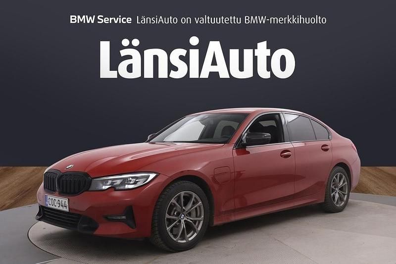Käytetty 2020 BMW 330e Shadowline Sedan | 23 370 € (Hyvä tarjous) - Kuva 1/1