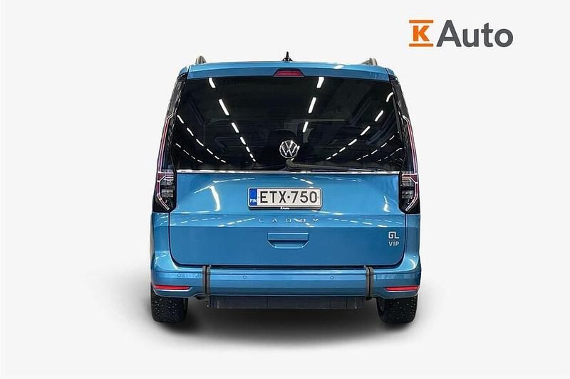 Käytetty VW Caddy Maxi Style 122 HP (89 kW) 2021 Valkoinen Tila-auto