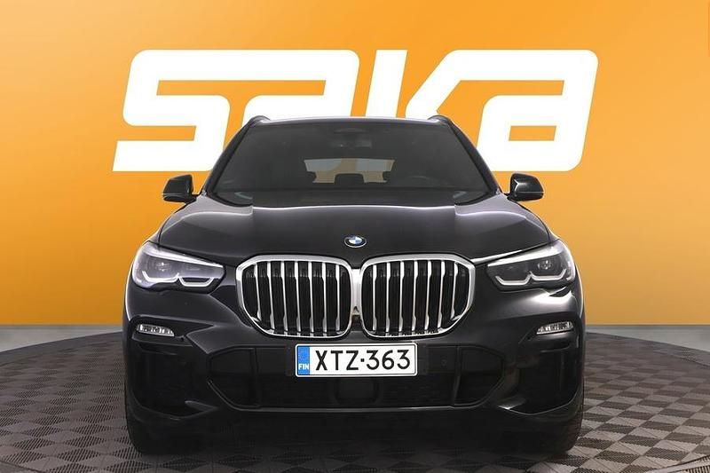 Käytetty BMW X5 M Sport 394 HP (289 kW) 2021 Katumaasturi