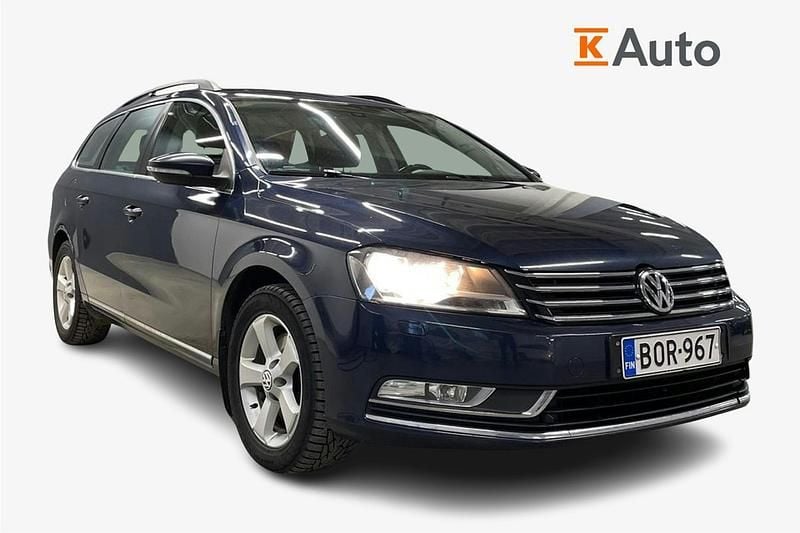 Käytetty VW Passat Comfortline 105 HP (77 kW) 2011 Sininen Farmari