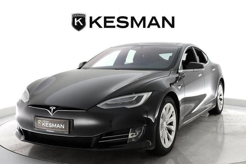 Käytetty Tesla Model S 380 kW (517 HP) 2018 Viistoperä