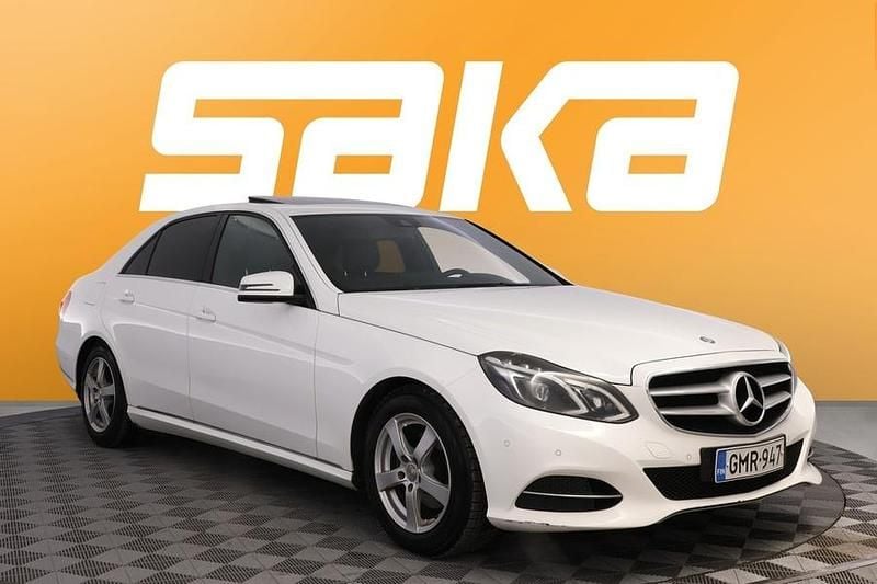 Käytetty Mercedes E200 Avantgarde 156 HP (114 kW) 2015 Sedan