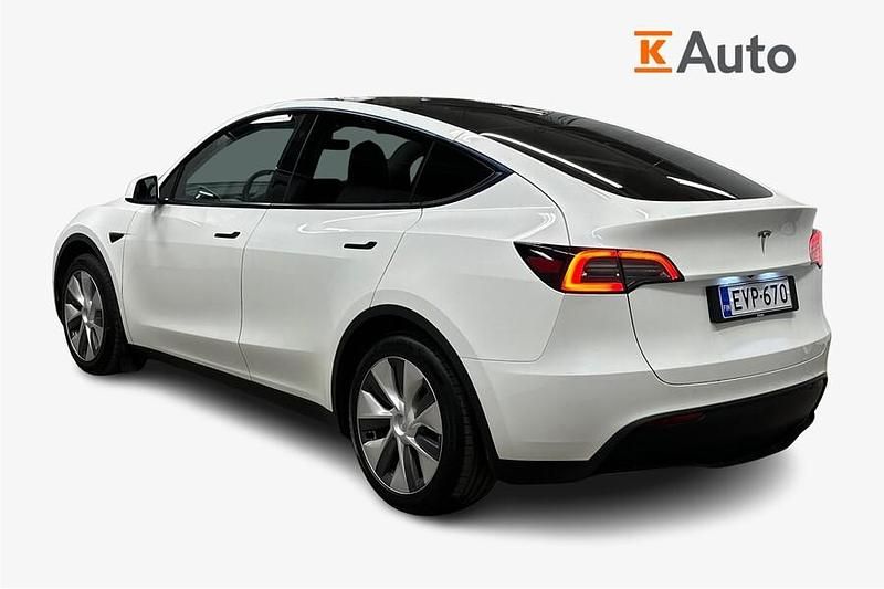 Käytetty Tesla Model Y Standard Range 219 kW (299 HP) 2024 Valkoinen Katumaasturi