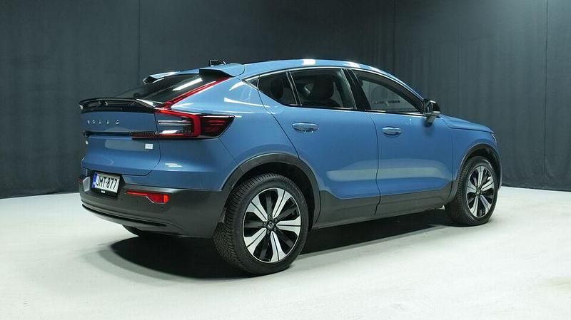 Käytetty Volvo C40 Plus 300 kW (408 HP) 2023 Sininen Katumaasturi