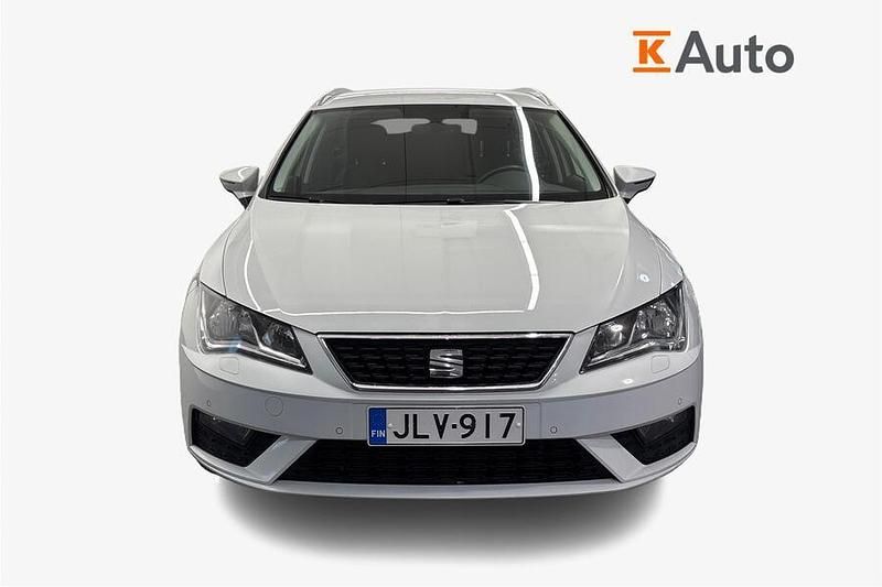 Käytetty Seat Leon ST Style 131 HP (96 kW) 2020 Farmari
