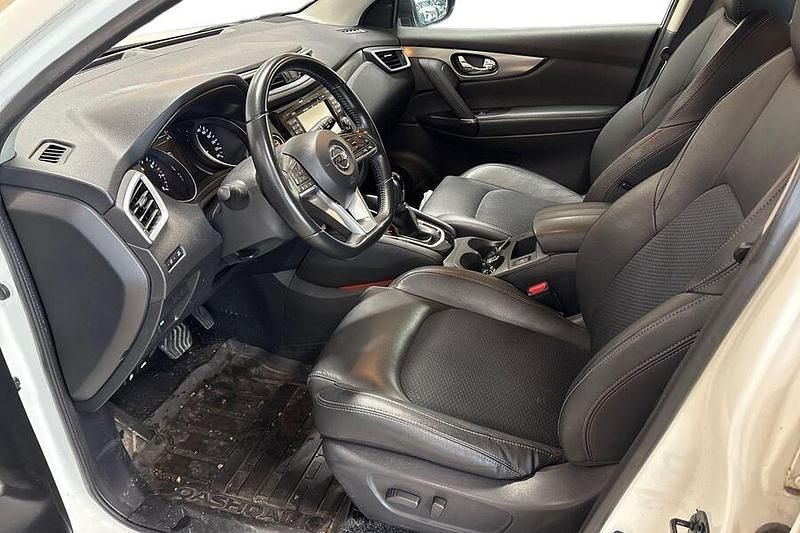 Käytetty Nissan Qashqai Tekna 116 HP (85 kW) 2018 Katumaasturi